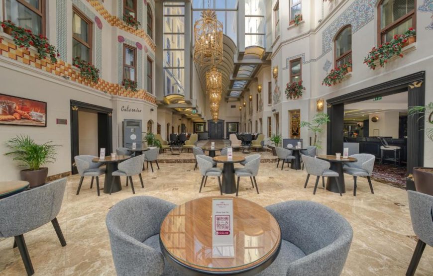 hotel crown plaza old city istanbul